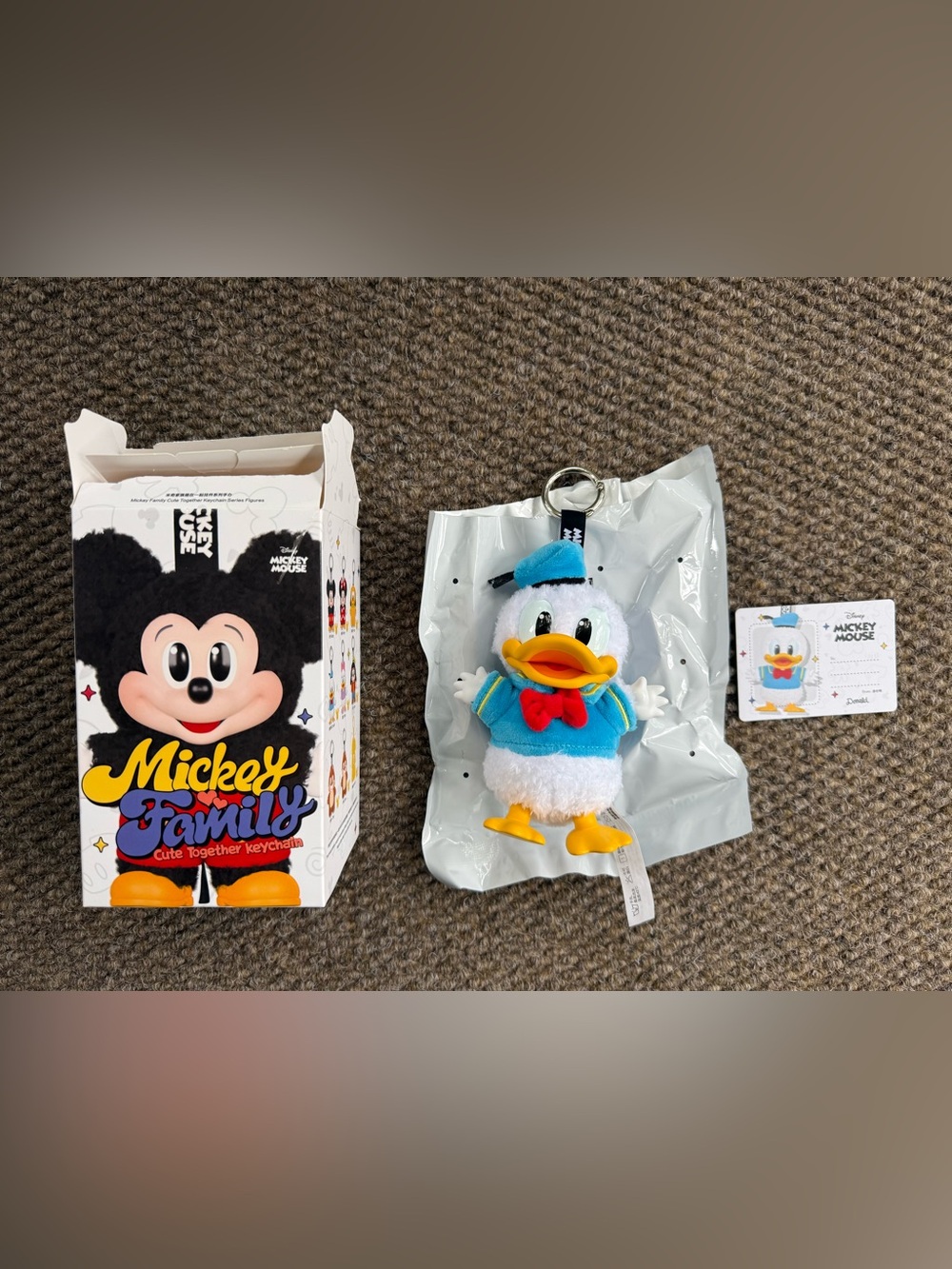 Pop Mart Disney Mickey Family Cute Together Donald Duck Keychain